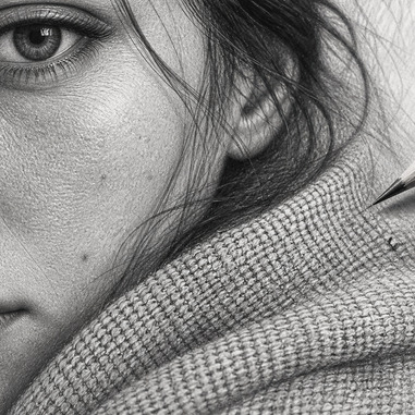 How to draw texture and detail in pencil portraits